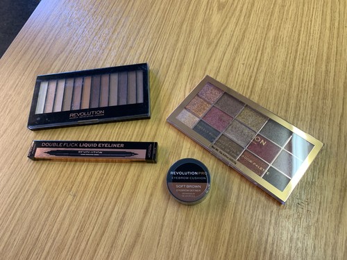 Revolution lidschatten und - revolution,